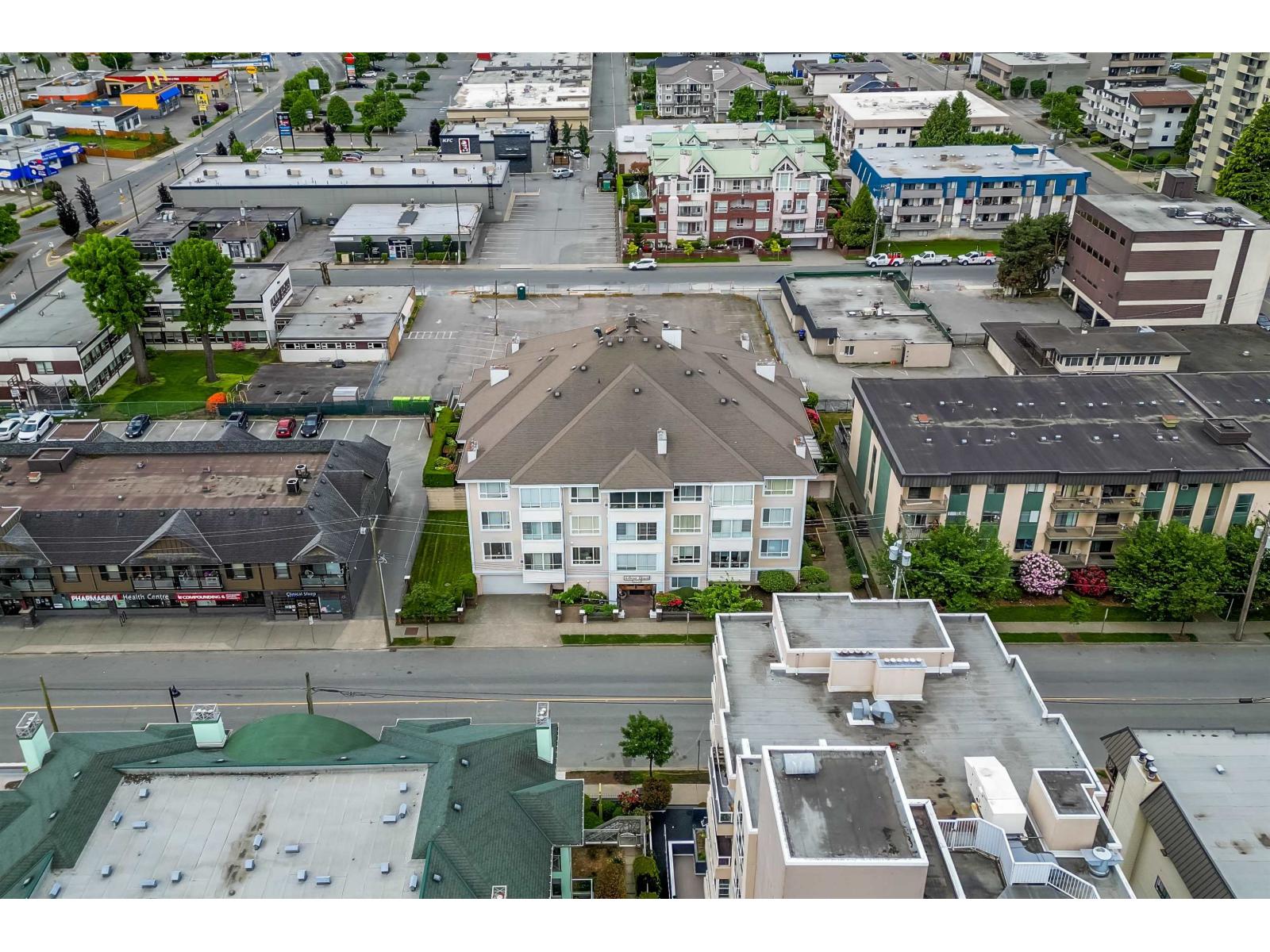 203 45770 Spadina Avenue, Chilliwack Downtown, Chilliwack, British Columbia  V2P 1T6 - Photo 34 - R3083476