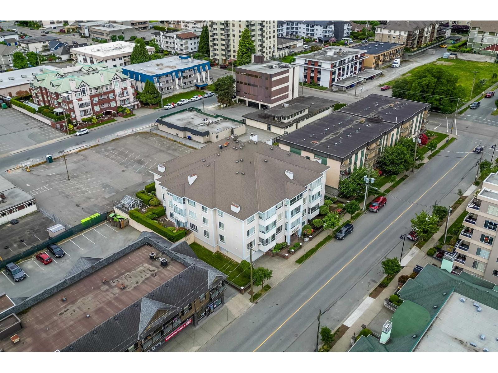 203 45770 Spadina Avenue, Chilliwack Downtown, Chilliwack, British Columbia  V2P 1T6 - Photo 32 - R3083476