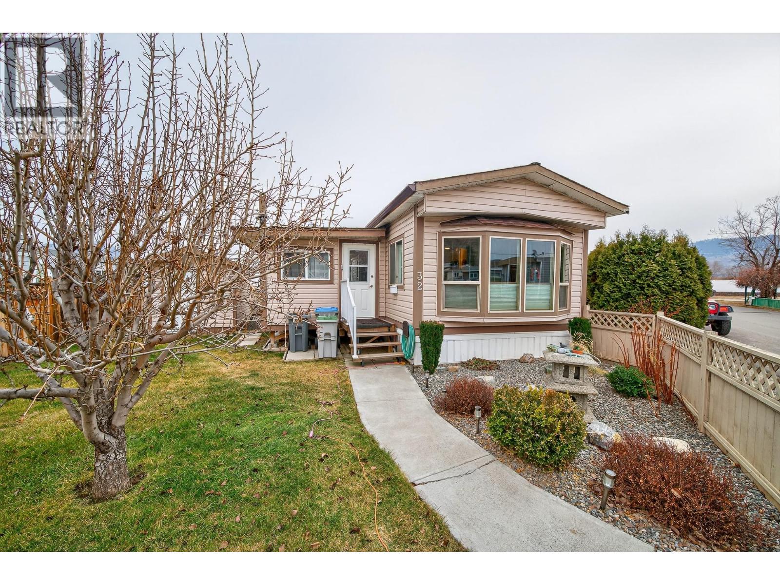 1375 Ord Road Unit# 32, Kamloops, British Columbia  V2B 7V3 - Photo 1 - 10373979