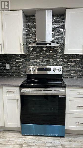 Main - 187 Shepton Way, Toronto, Ontario  M1V 5N4 - Photo 7 - E12737494