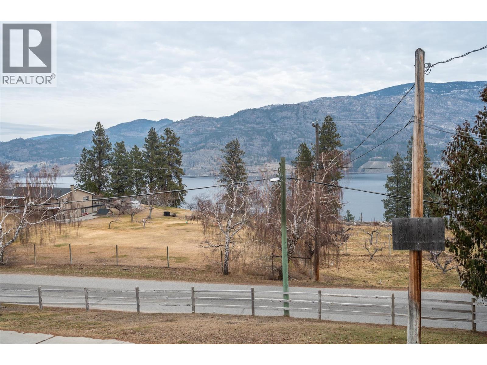 633 Pineview Drive, Kaleden, British Columbia  V0H 1K0 - Photo 40 - 10374205