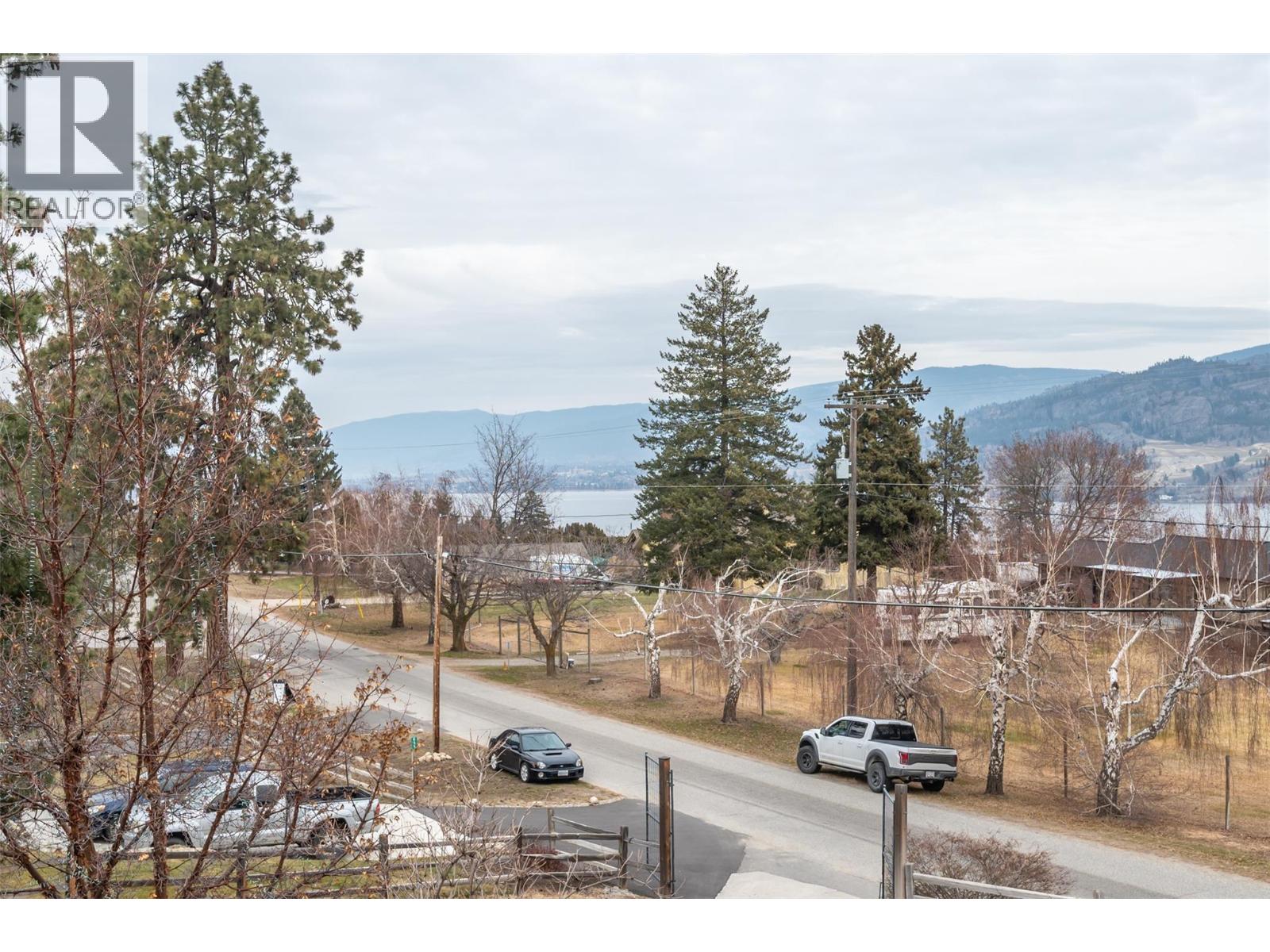 633 Pineview Drive, Kaleden, British Columbia  V0H 1K0 - Photo 42 - 10374205