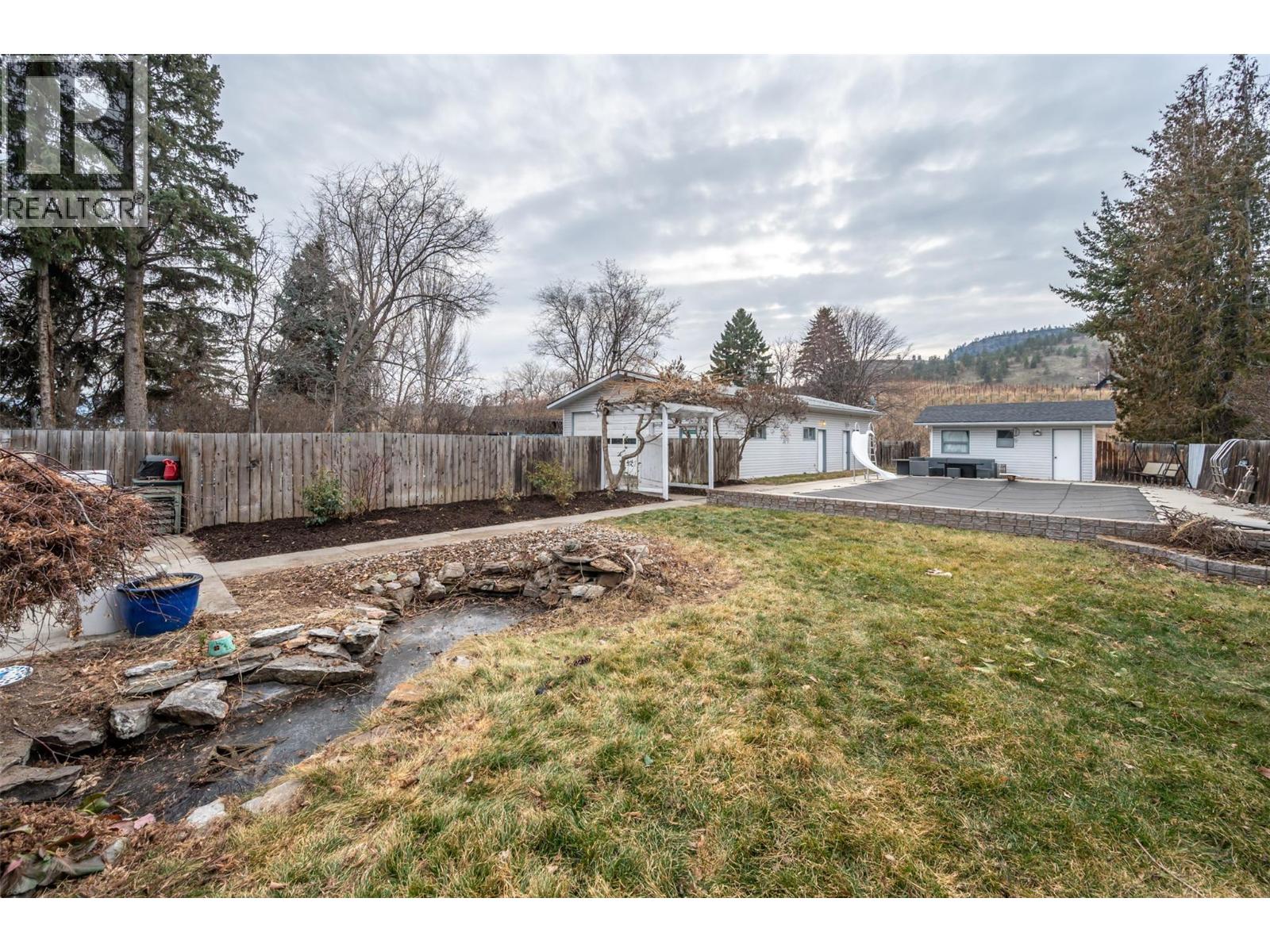 633 Pineview Drive, Kaleden, British Columbia  V0H 1K0 - Photo 50 - 10374205