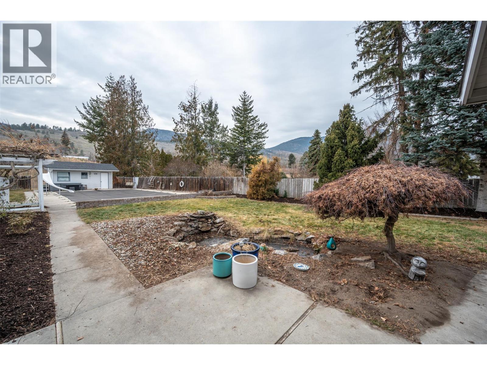 633 Pineview Drive, Kaleden, British Columbia  V0H 1K0 - Photo 48 - 10374205