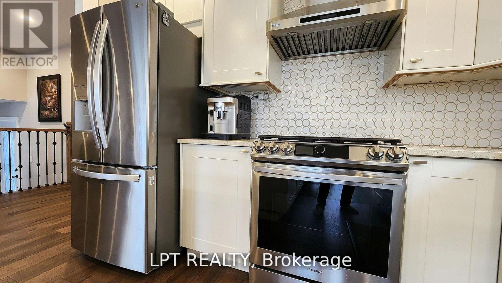 48 Maplehurst Crescent, Barrie, Ontario  L4M 4X2 - Photo 11 - S12737442