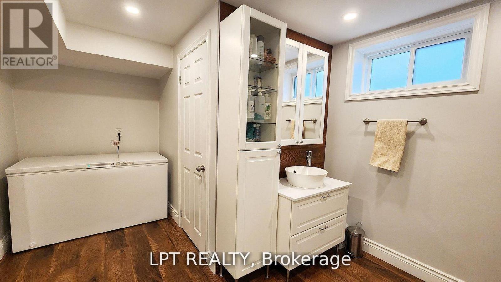 48 Maplehurst Crescent, Barrie, Ontario  L4M 4X2 - Photo 30 - S12737442