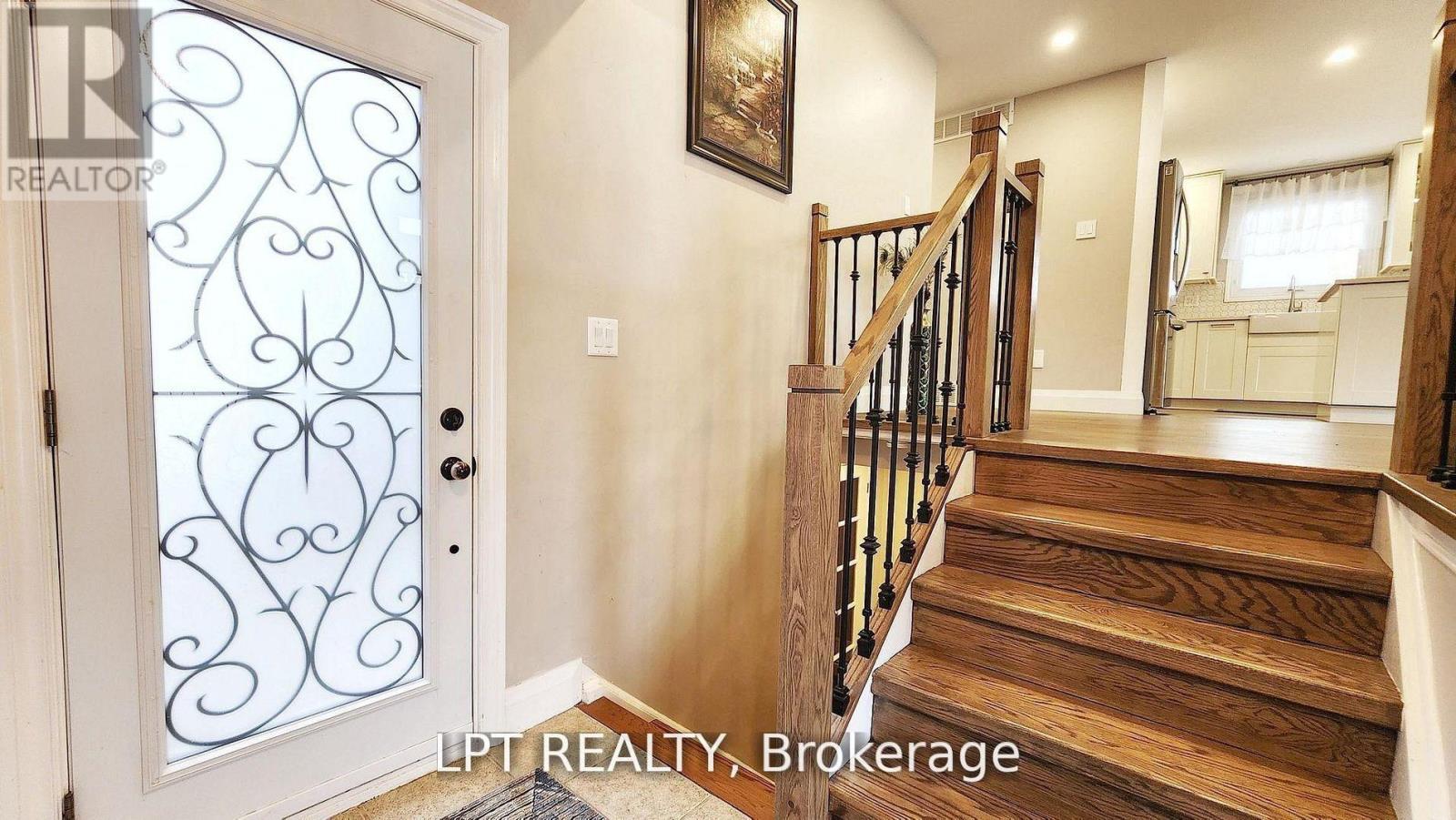 48 Maplehurst Crescent, Barrie, Ontario  L4M 4X2 - Photo 35 - S12737442