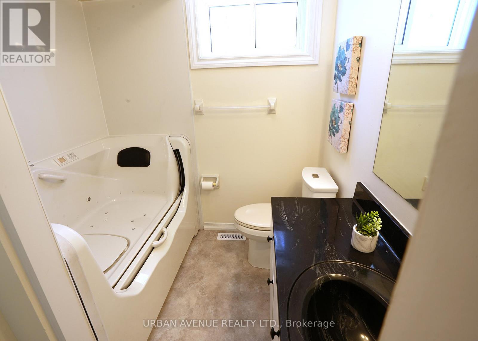 2125 Lynn Heights Drive, Pickering, Ontario  L1X 2S1 - Photo 20 - E12736848