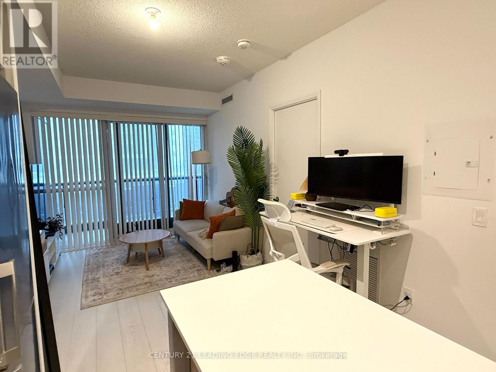 630 - 26 Gibbs Road W, Toronto, Ontario M9B 0E3 - Photo 12 - W12737434