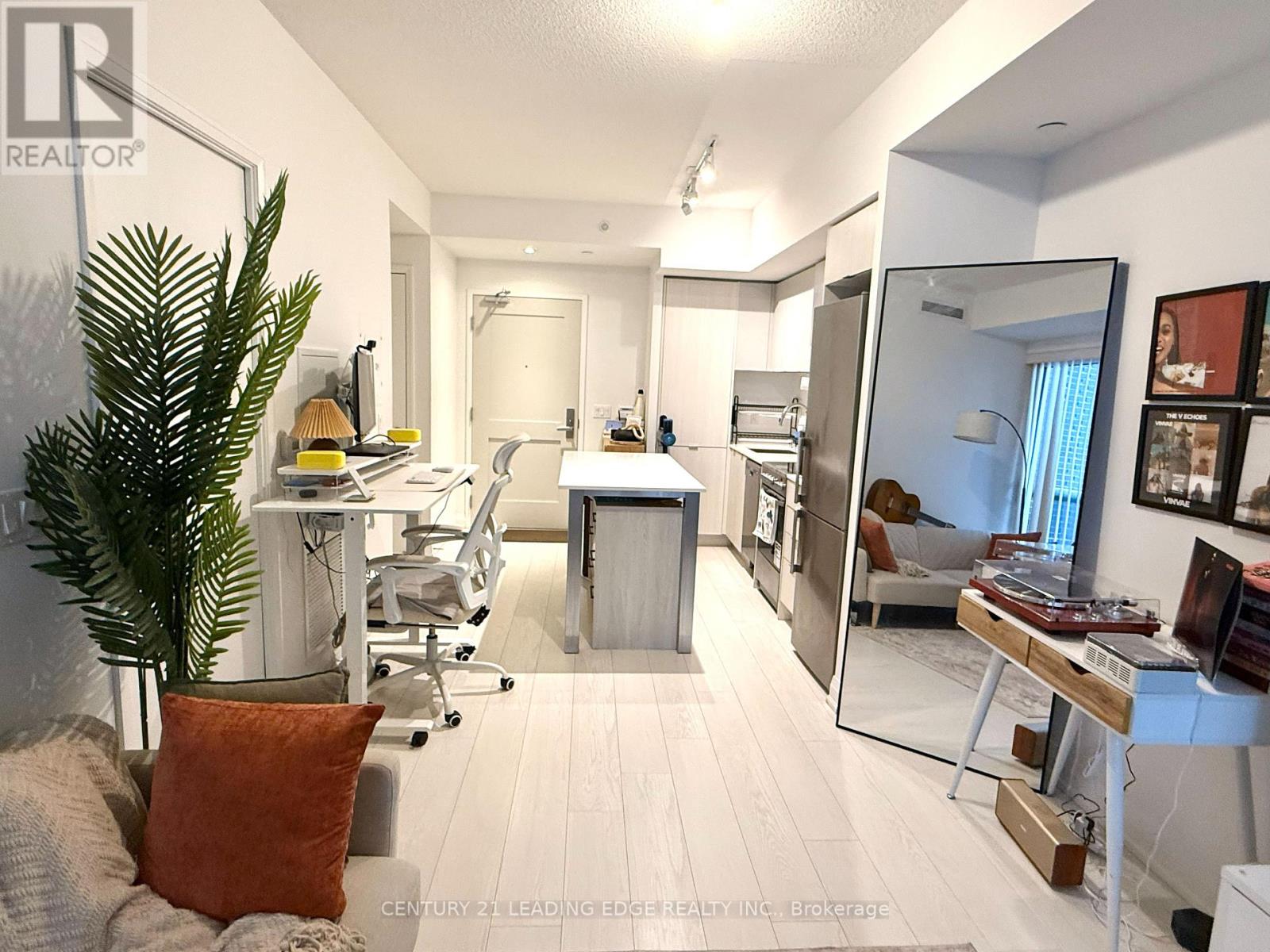 630 - 26 Gibbs Road W, Toronto, Ontario M9B 0E3 - Photo 15 - W12737434