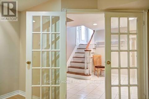 1579 Ogden Avenue E, Mississauga, Ontario  L5E 2H9 - Photo 14 - W12737460