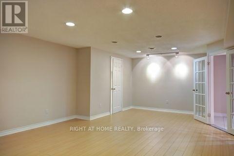 1579 Ogden Avenue E, Mississauga, Ontario  L5E 2H9 - Photo 15 - W12737460