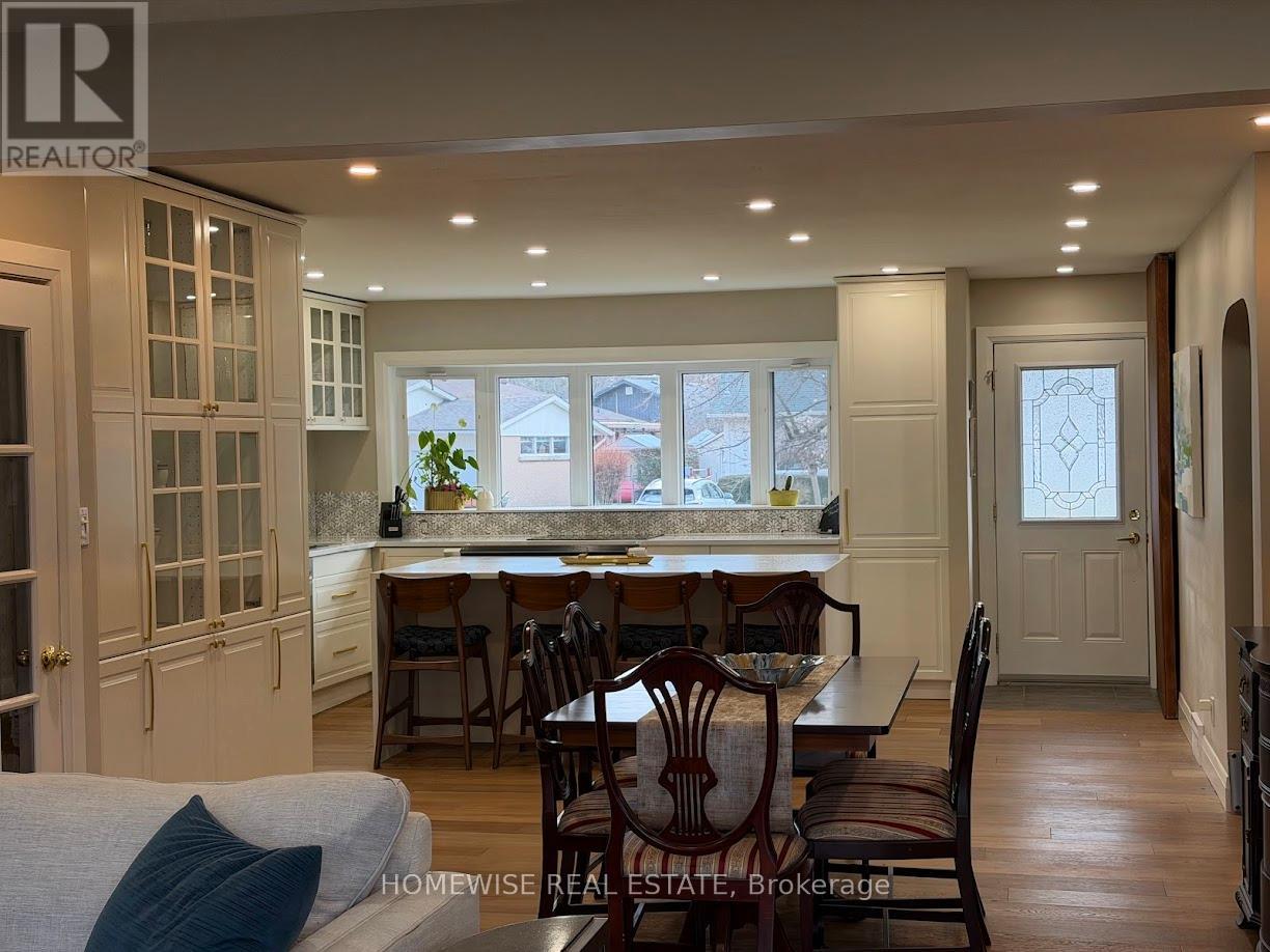 15 Lakeview Avenue, St. Catharines, Ontario  L2N 2P8 - Photo 2 - X12737452