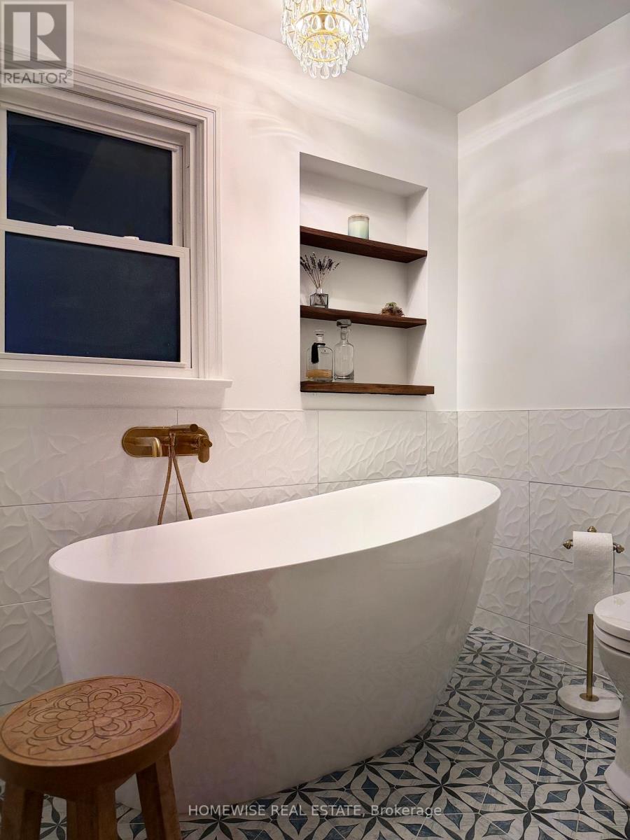 15 Lakeview Avenue, St. Catharines, Ontario  L2N 2P8 - Photo 8 - X12737452