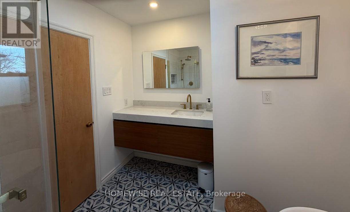 15 Lakeview Avenue, St. Catharines, Ontario  L2N 2P8 - Photo 9 - X12737452