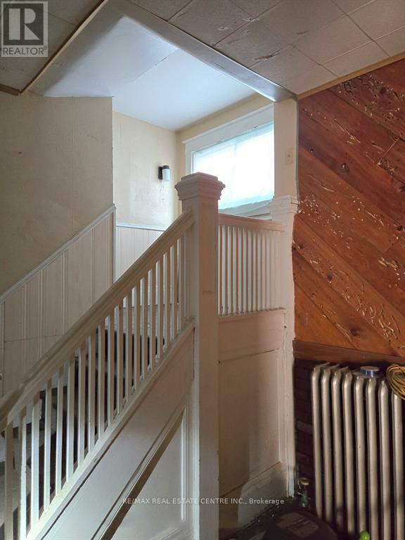 4689 Crysler Avenue, Niagara Falls, Ontario  L2E 3V7 - Photo 4 - X12737482