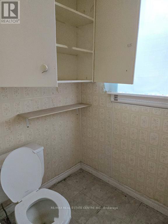 4689 Crysler Avenue, Niagara Falls, Ontario  L2E 3V7 - Photo 6 - X12737482