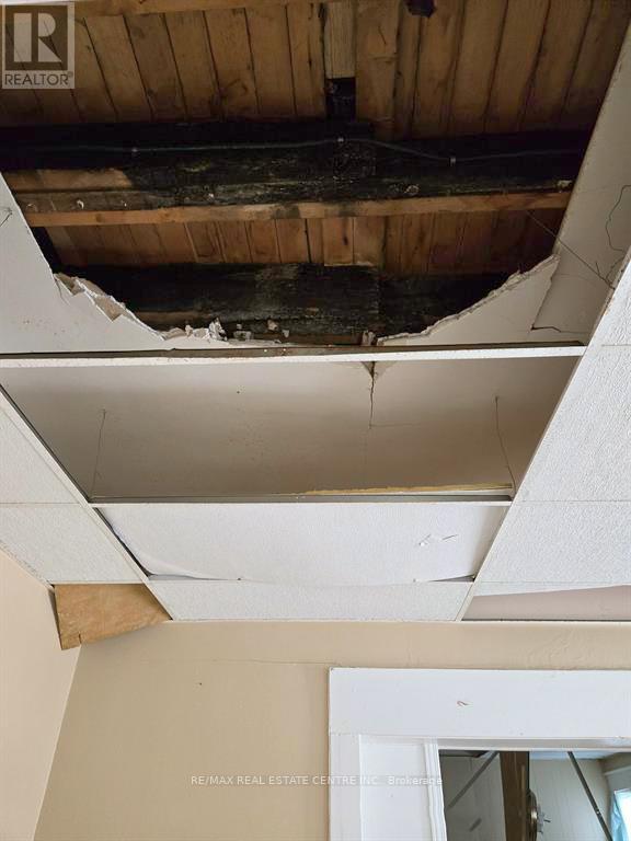 4689 Crysler Avenue, Niagara Falls, Ontario  L2E 3V7 - Photo 7 - X12737482