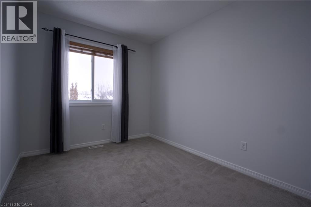 919 Zeller Crescent, Kitchener, Ontario  N2A 0C7 - Photo 25 - 40800784