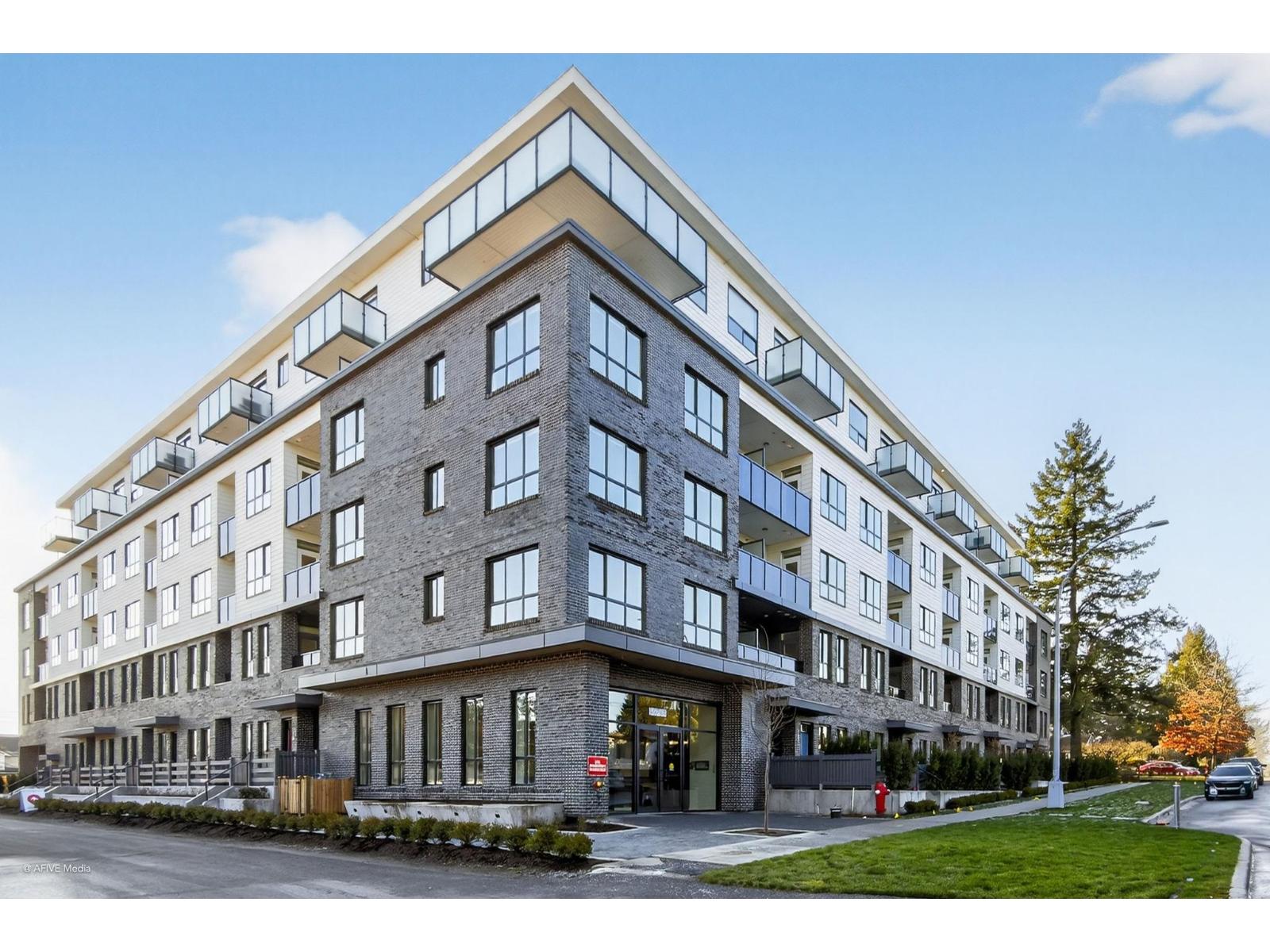 403 14778 N 106 Avenue Avenue, Surrey, British Columbia  V3R 5Y1 - Photo 2 - R3084229