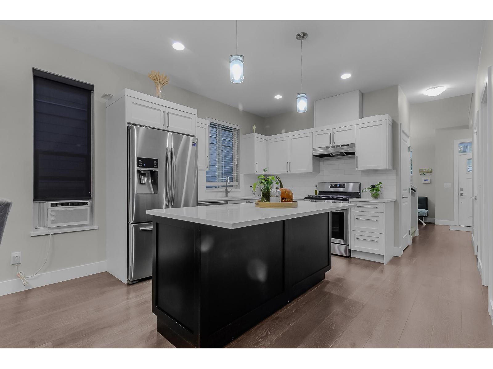 32586 Ross Drive, Mission, British Columbia  V2V 0G4 - Photo 8 - R3083854