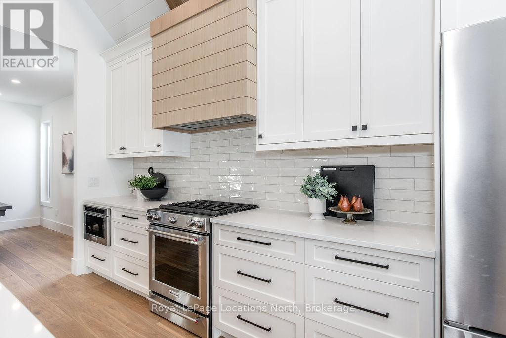 53 Niagara Street, Collingwood, Ontario  L9Y 3X1 - Photo 17 - S12737558