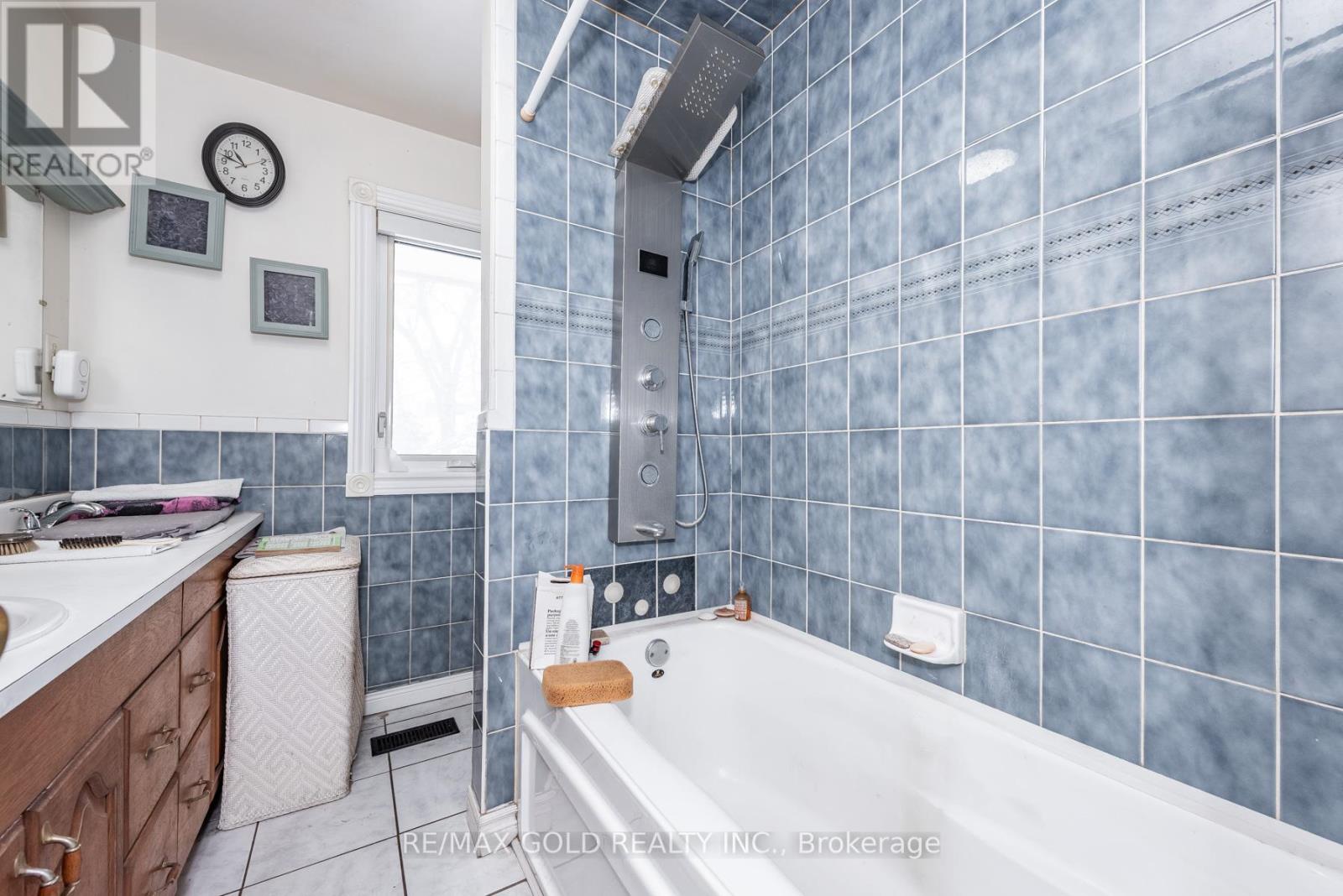 3 Harrow Street, Mississauga, Ontario  L4T 1J2 - Photo 21 - W12727754