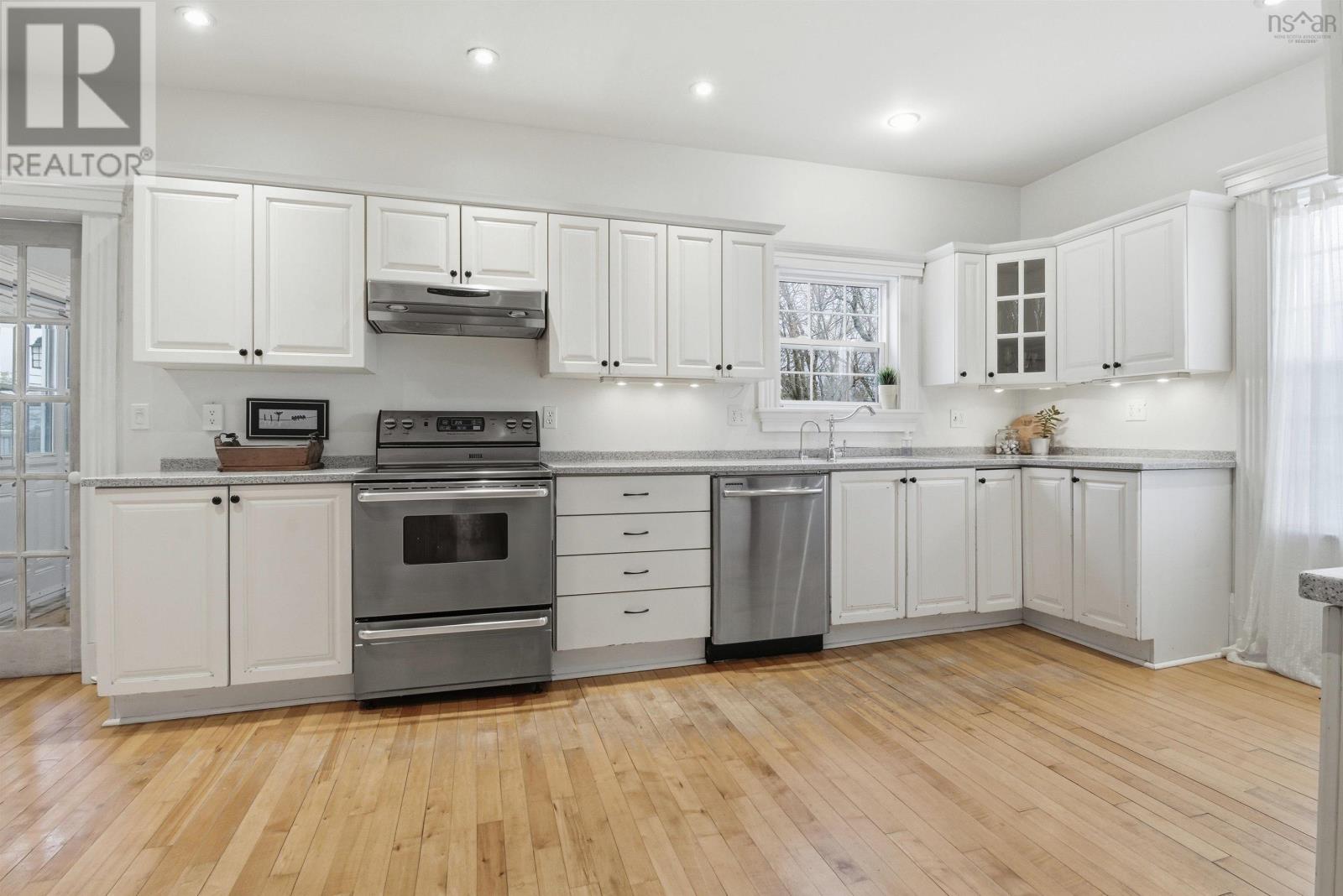 15 Falmouth Dyke Rd, Falmouth, Nova Scotia  B0P 1L0 - Photo 10 - 202601648