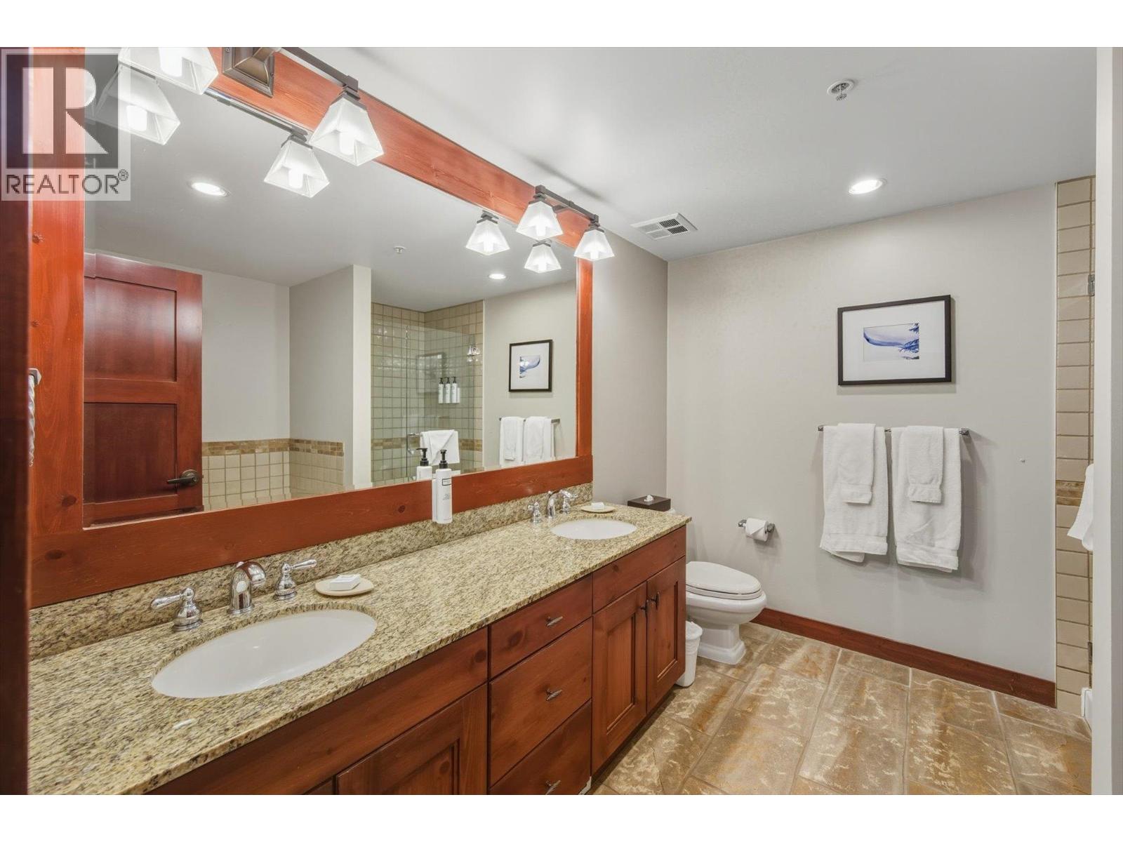 208 2202 Gondola Way Way, Whistler, British Columbia  V8E 0M7 - Photo 25 - R3083542