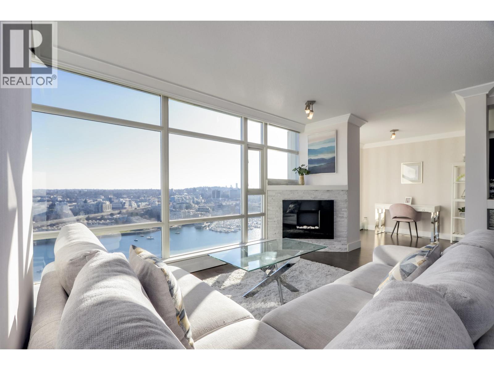 3002 1199 Marinaside Crescent, Vancouver, British Columbia  V6Z 2Y2 - Photo 2 - R3084410