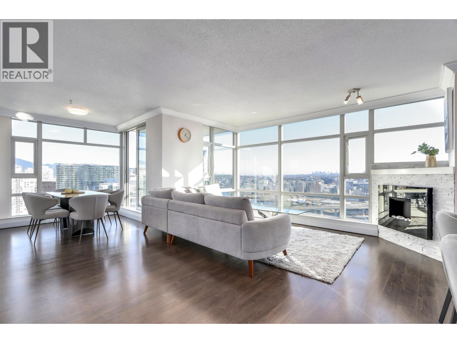 3002 1199 Marinaside Crescent, Vancouver, British Columbia  V6Z 2Y2 - Photo 3 - R3084410