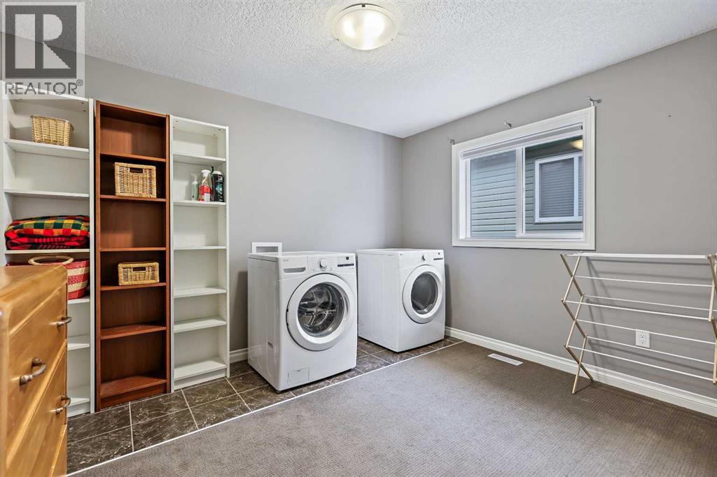 1782 Baywater Street Sw, Airdrie, Alberta  T4B 0A8 - Photo 35 - A2276088