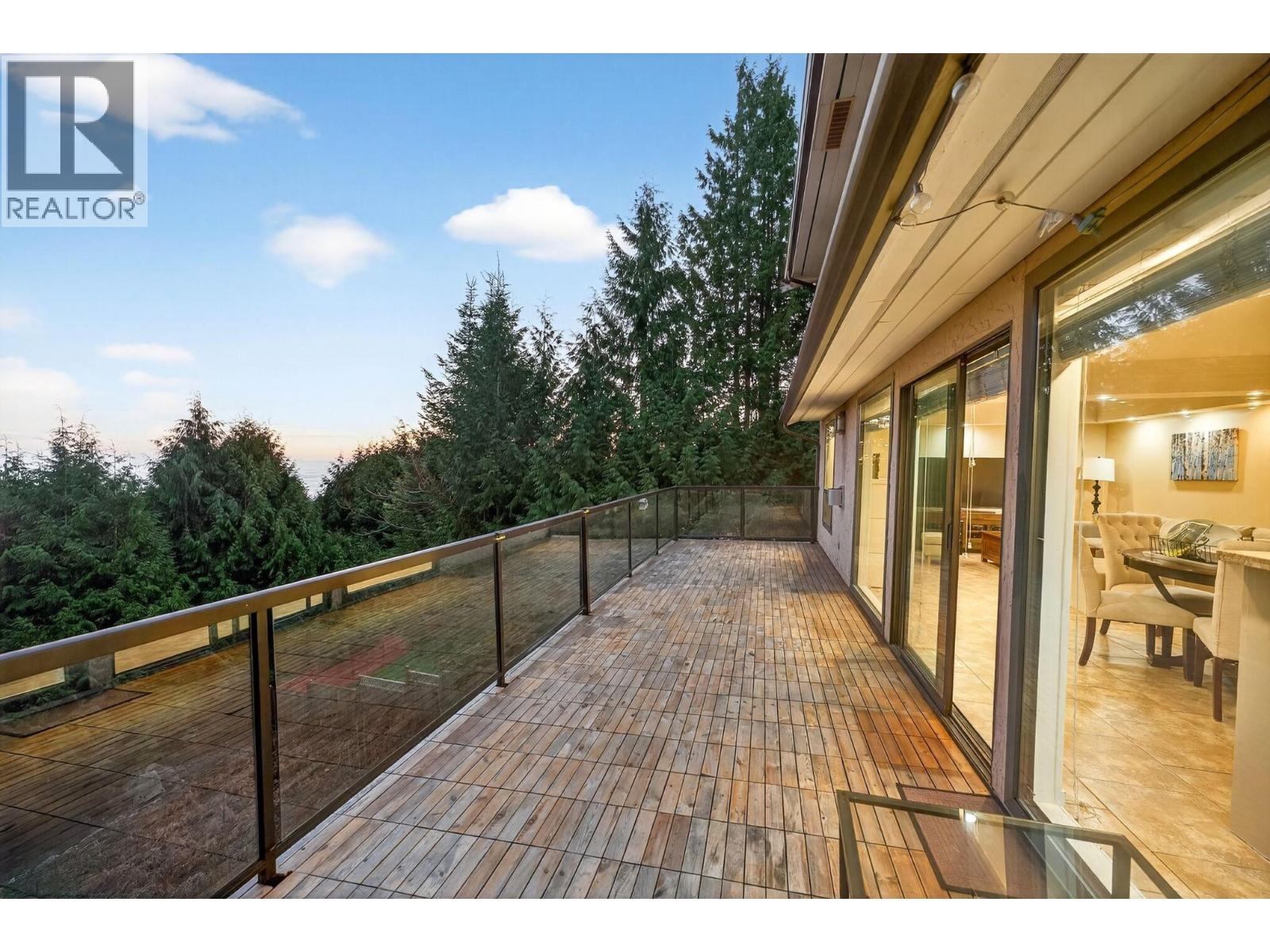 1375 Burnside Road, West Vancouver, British Columbia  V7S 2P6 - Photo 15 - R3084397