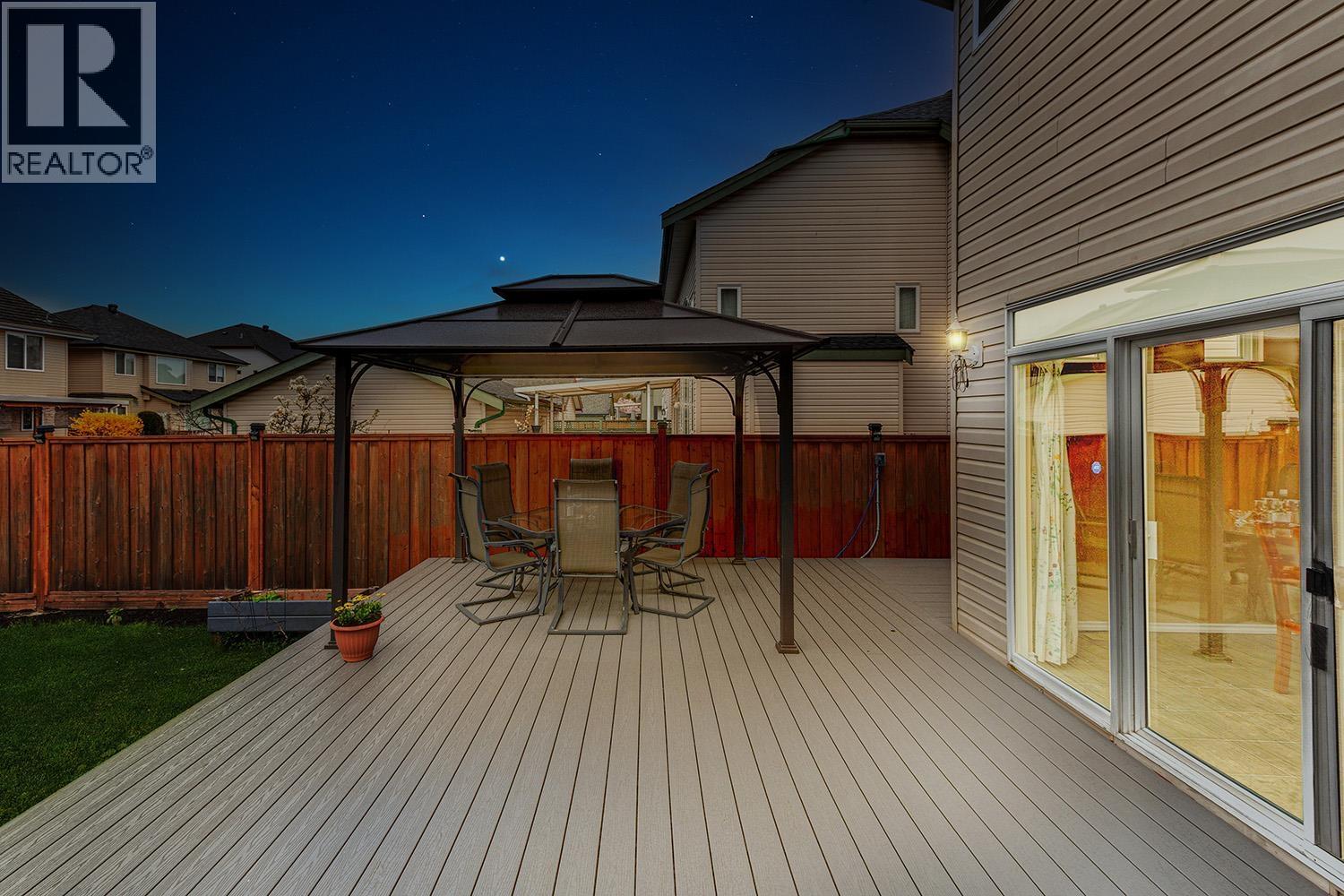 1077 Riverside Drive, Port Coquitlam, British Columbia  V3B 8A7 - Photo 39 - R3084418