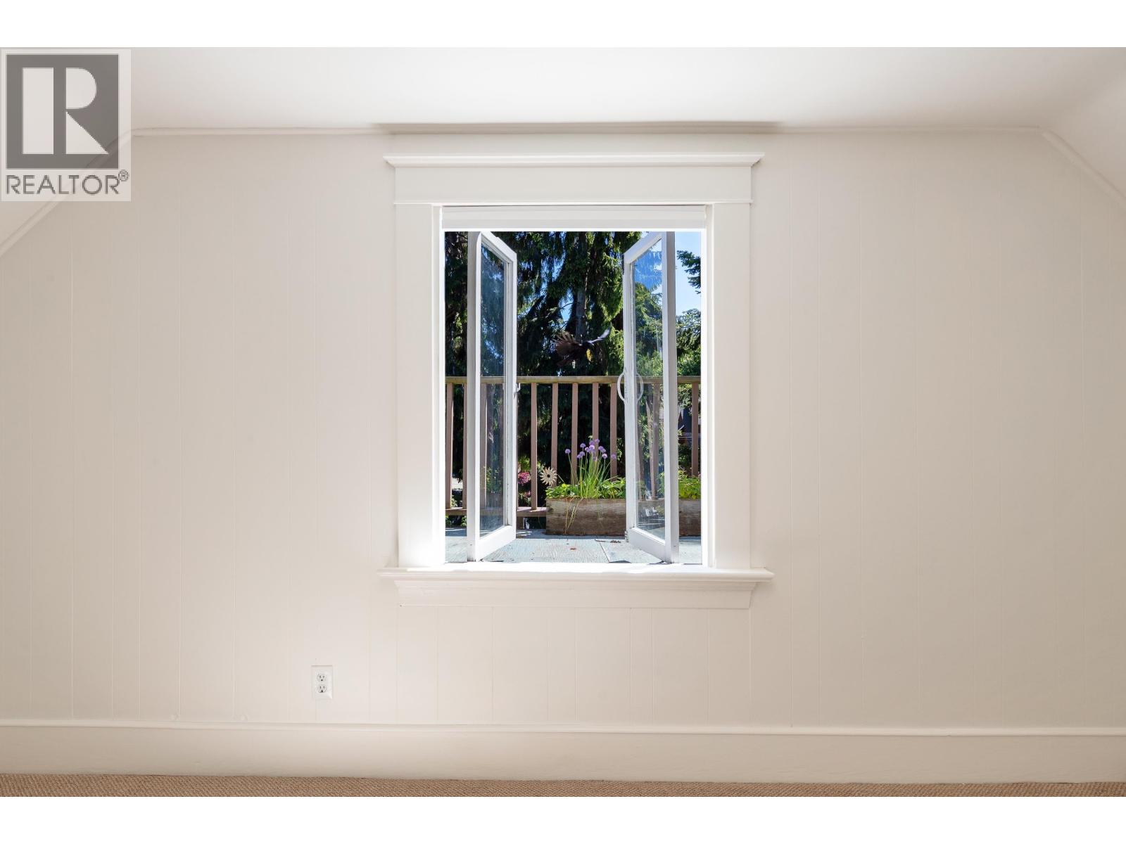 #2 (Top Floor) 2176 W 13 Avenue, Vancouver, British Columbia  V6K 2S1 - Photo 15 - R3084393