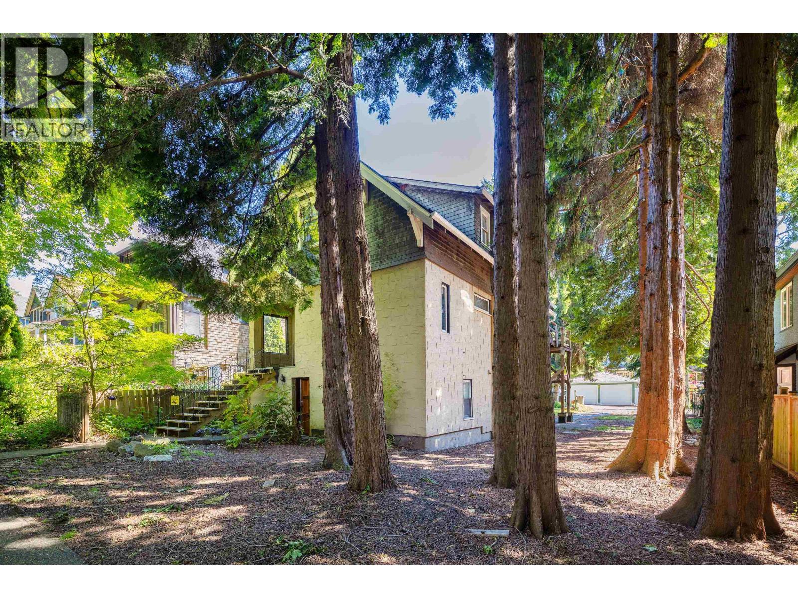 #2 (Top Floor) 2176 W 13 Avenue, Vancouver, British Columbia  V6K 2S1 - Photo 25 - R3084393