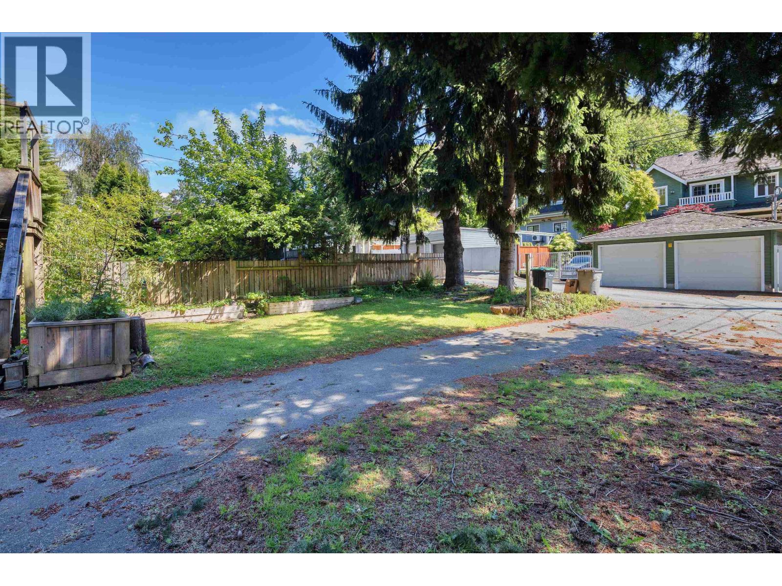 #2 (Top Floor) 2176 W 13 Avenue, Vancouver, British Columbia  V6K 2S1 - Photo 28 - R3084393