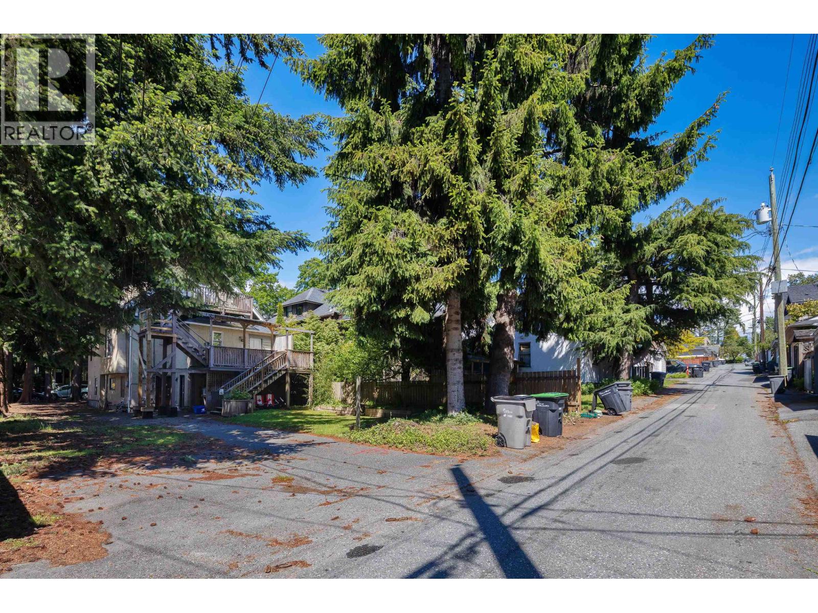 #2 (Top Floor) 2176 W 13 Avenue, Vancouver, British Columbia  V6K 2S1 - Photo 32 - R3084393