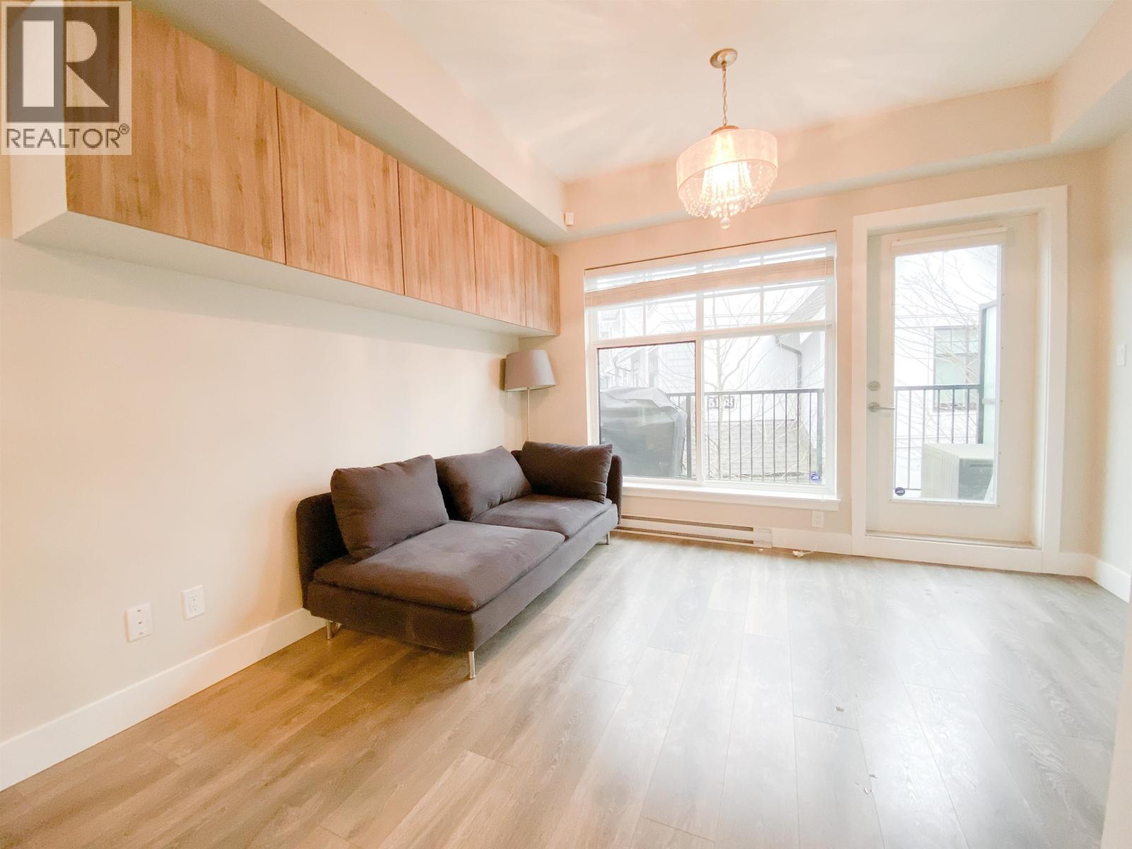 1 5138 Canada Way, Burnaby, British Columbia  V5E 0C3 - Photo 3 - R3084398