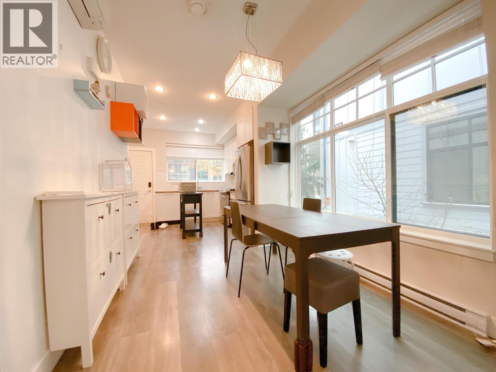 1 5138 Canada Way, Burnaby, British Columbia  V5E 0C3 - Photo 4 - R3084398