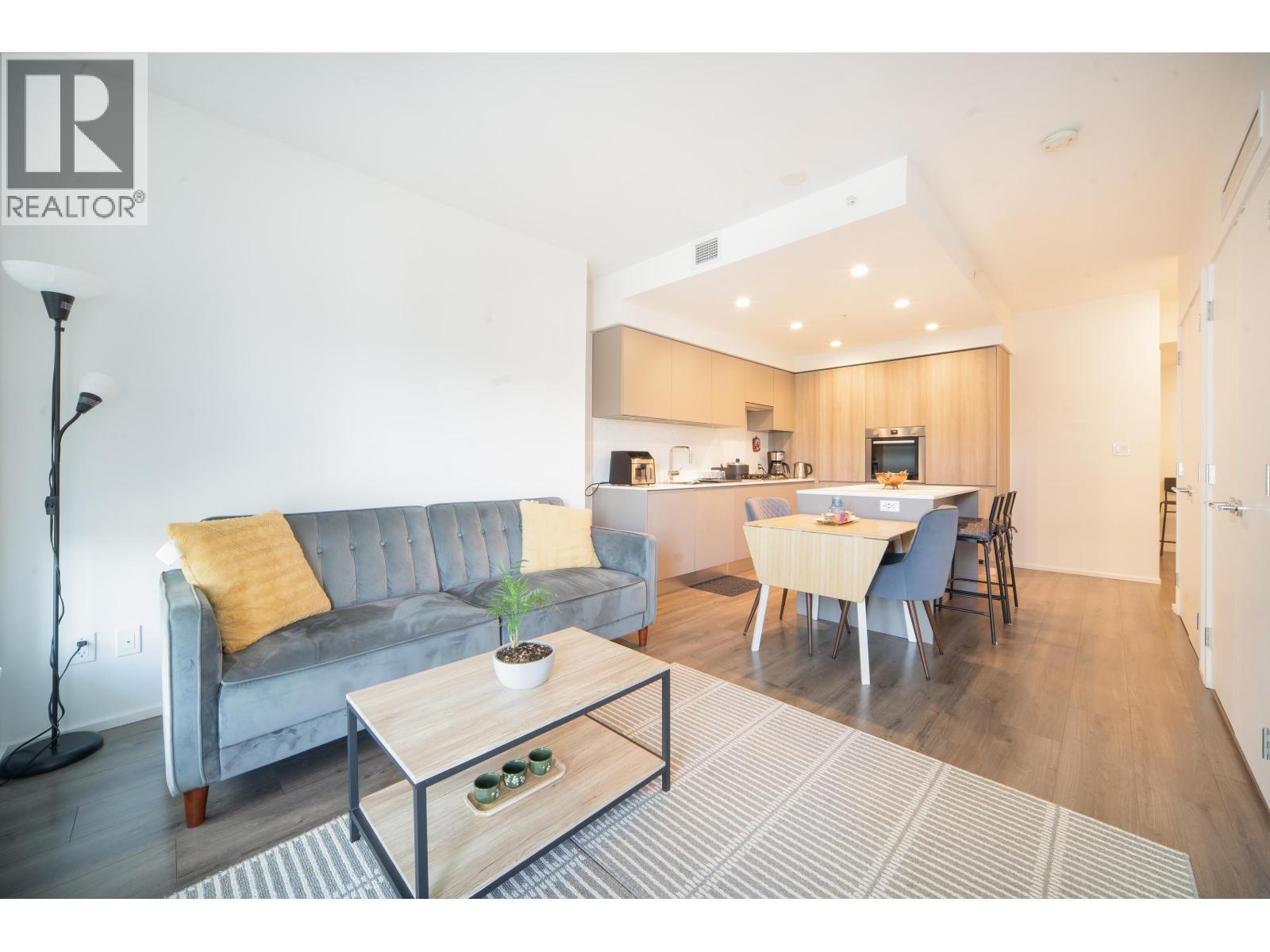 3311 3833 Evergreen Place, Burnaby, British Columbia V3J 0M2 - Photo 3 - R3084127