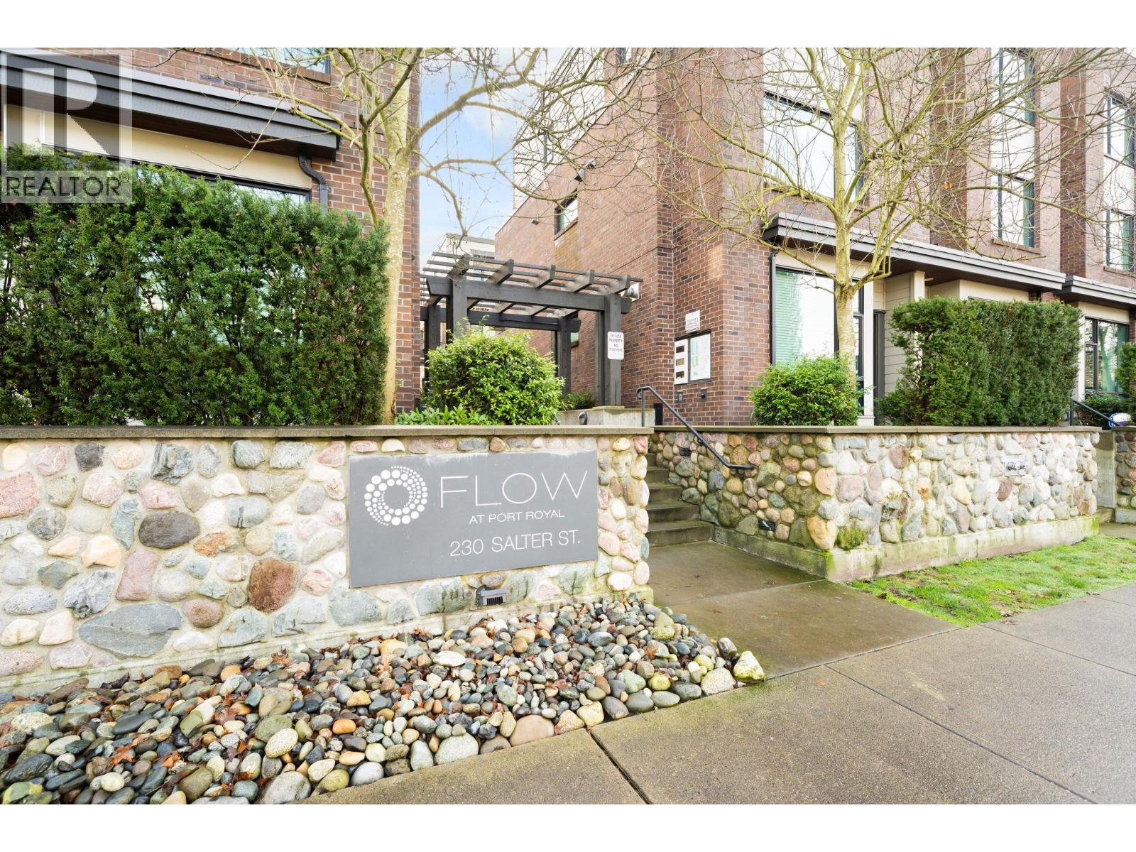 28 230 Salter Street, New Westminster, British Columbia  V3M 0G1 - Photo 2 - R3082652