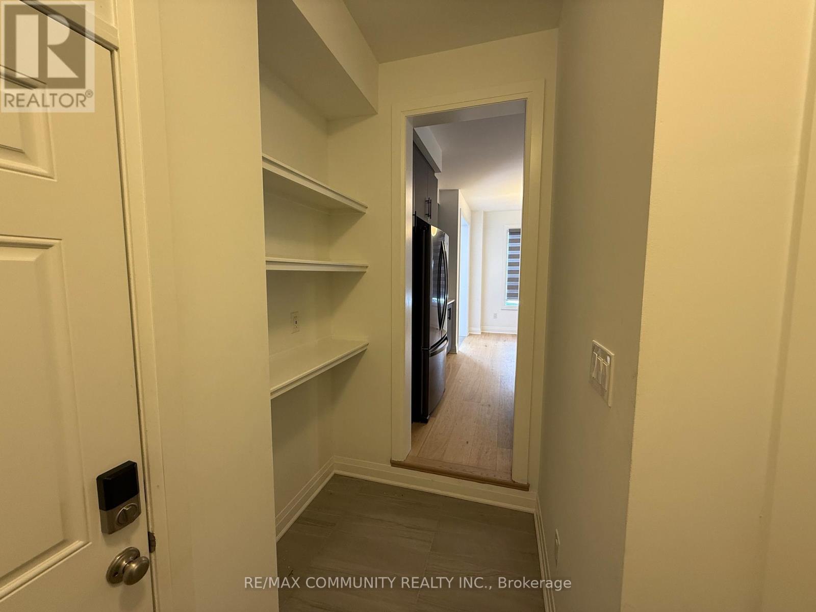 3407 Braeside Way, Pickering, Ontario  L1X 0J9 - Photo 6 - E12737538