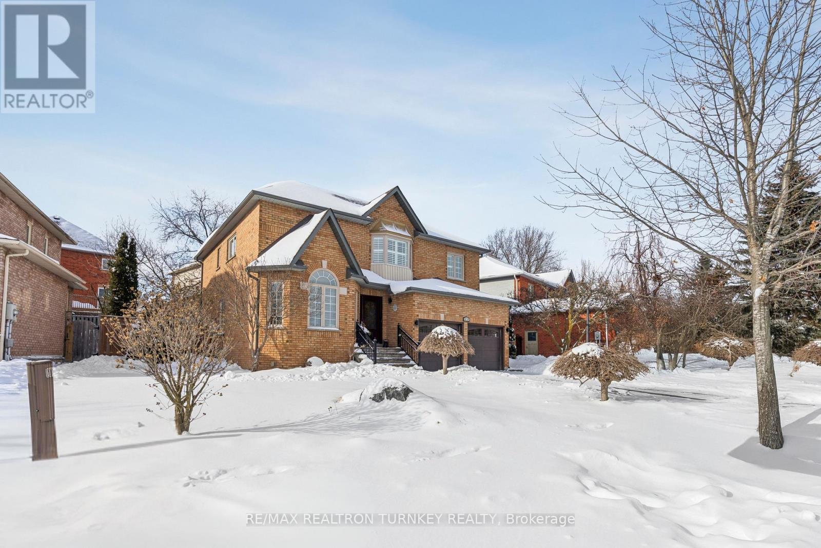618 PONTING PLACE, Newmarket, Ontario