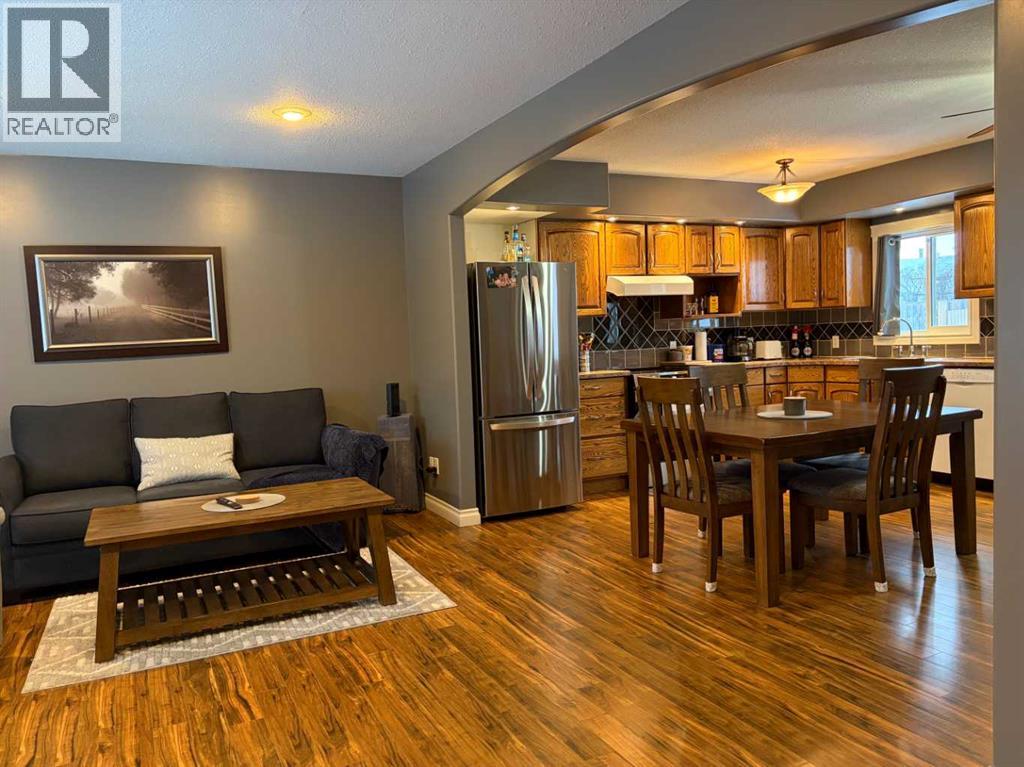 100 Balaclava Street, Veteran, Alberta  T0C 2S0 - Photo 10 - A2282340