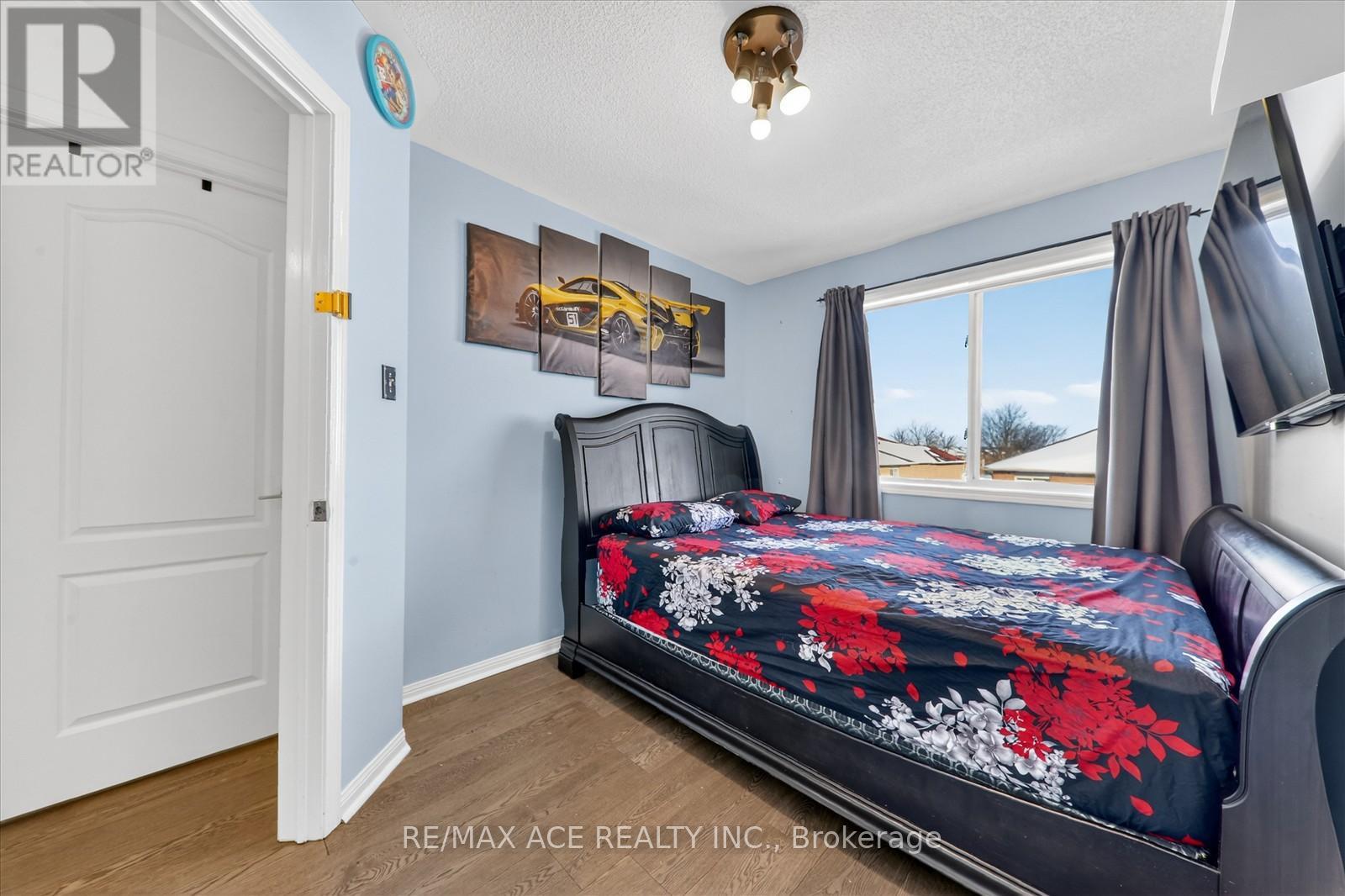 111 Dunlop Court, Brampton, Ontario  L6X 5A6 - Photo 21 - W12737510