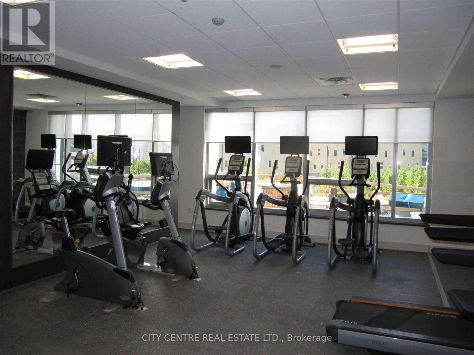 401 - 365 Prince Of Wales Drive, Mississauga, Ontario  L5B 0G6 - Photo 22 - W12737514