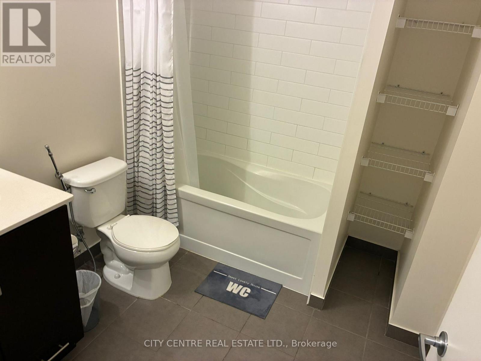 401 - 365 Prince Of Wales Drive, Mississauga, Ontario  L5B 0G6 - Photo 7 - W12737514