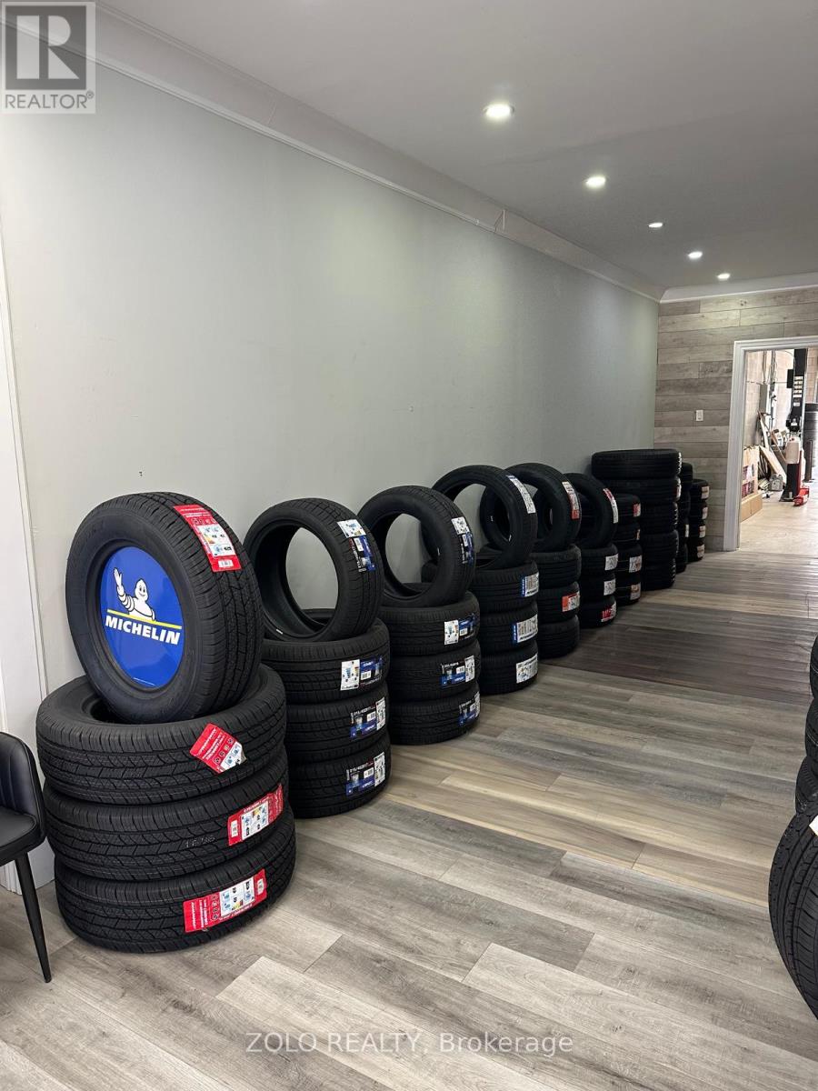 6 - 2080 Steeles Avenue W, Brampton, Ontario  L6Y 0A7 - Photo 30 - W12737532