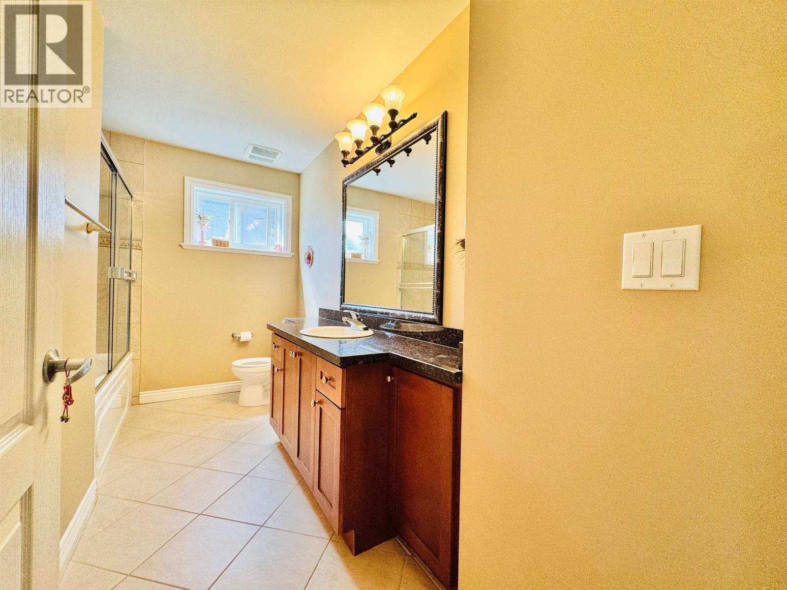 6039 46a Avenue, Delta, British Columbia  V4K 5G2 - Photo 9 - R3084281